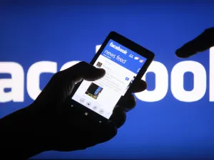 مصر تضع تشريع جديد يفرض ضرائب على التجارة عبر فيسبوك