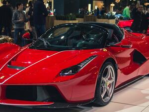 فيراري لافيراري أبيرتا