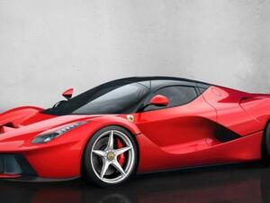 يُتوقع أن يترواح سعر السهم الواحد بين 48 و52 دولاراً أمريكياً، ويتوقع أن يحدد الاكتتاب الأولي العام قيمة “فيراري” بنحو 9.8 مليار دولار أمريكي