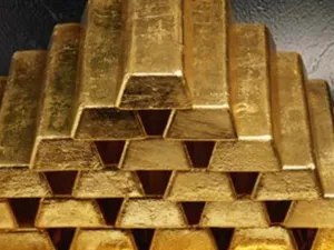 استقرار الذهب في تعاملات هادئة قبيل بيانات الوظائف الأمريكية