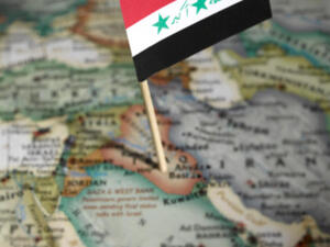 Iraq's economy is growing out of its wartime difficulties quickly and transitioning from a centralized economy to one that is market-based