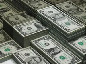 Of total SWF assets around the world, $4.9 trillion comes from oil and gas. (File photo)