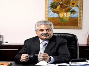 احتل باباني المرتبة 25 ضمن قائمة “فوربس لأغني 50 هندي في الخليج، مع صافي ثروة قدرها 420 مليون دولار (1.6 مليار درهم)