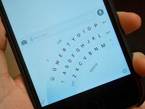 تتوفر هذه الخاصية في هواتف آيفون التي تعتمد على نظام تشغيل "iOS11" وما تلاه من تحديثات