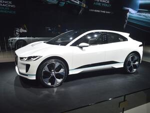 ستغدو جاكوار "I-PACE" السيارة المثلى للأنشطة اليومية مثل أخذ الأطفال إلى المدرسة أو التنقلات اليومية الاعتيادية