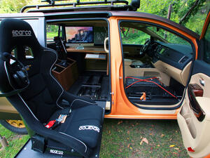 كيا فوتو سفاري سيدونا