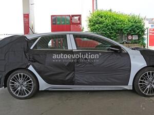 كيا سييد فاستباك الجديدة