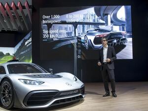 مرسيدس تدشن Project One و GT الإختبارية في معرض دبي للسيارات 