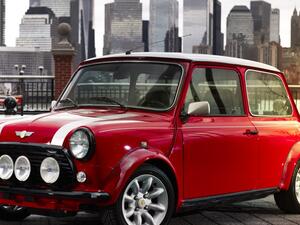 ميني تكشف عن كوبر الكهربائية بتصميمها الكلاسيكي