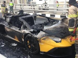 في درجات الحرارة العالية جداً، حتى عجلات السيارة يمكن أن تحترق وتتحول إلى ما يشبه الألعاب النارية القابلة للانفجار في أي وقت. (سنيار)