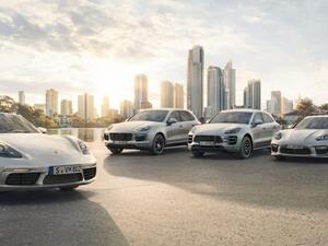 توفّر بورش حالياً كلاً من 911، 718 كايمان وبوكستر، باناميرا، كايين وماكان.