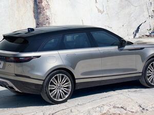 السيارات الجديدة التي نراها بلونين عادة ما يكون سقفها باللون الأبيض أو الأسود ولعلّ أشهرها في سوقنا المحلي تويوتا FJ كروزر، فورد فلكس، كيا سول