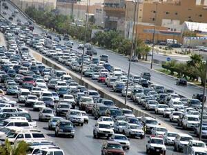 تمثّل فترة ما قبل الغروب وقتاً إشكالياً للقيادة، وذلك لميل السائقين إلى الإسراع للحاق بوقت الإفطار