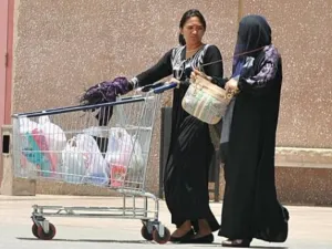 الشركة السعودية للاستقدام "سماسكو" ستطلق خدمة "راحة" بعد نحو أسبوعين، وتهدف إلى توفير العمالة المنزلية أو غير المنزلية للعميل بعقود شهرية للعمل في المنازل وفقا لرغبة العميل (أسبوعي أو في ساعات معينة خلال بعض الأيام)