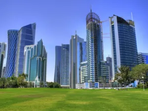 بلغ المعدل الشهري للتعاملات العقارية خلال العام 2013 بنحو 3.72 مليار ريال شهريا، وبمعدل أسبوعي بلغ حوالي 931 مليون ريال، فيما بلغ معدل التعاملات اليومية حوالي 186 مليون ريال