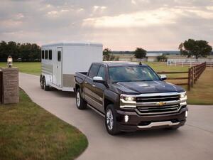 سيارة شيفروليه سلفرادو