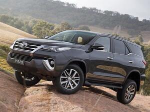 تويوتا فورتشنر 2016 