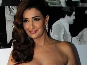 ملابس غادة عبد الرازق تثير سخرية جمهورها