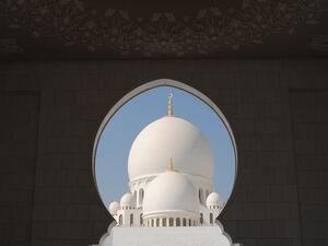 Sheikh Zayed Mosque in Abu Dhabi welcomed more than 2.56 million tourists in 2012. (Pixabay) Sheikh Zayed Mosque in Abu Dhabi welcomed more than 2.56 million tourists in 2012. (Pixabay)