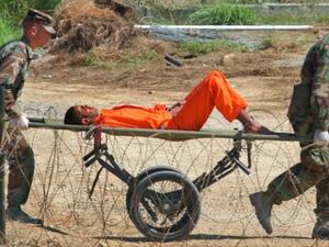 نقل أول سجين في غوانتانامو في عهد ترامب
