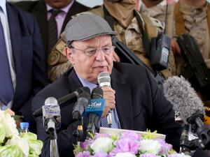 منصور هادي يلعب ورقة إحداث الشقاق داخل أسرة علي عبدالله صالح
