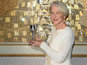 Veteran actress Helen Mirren was feted by The World Jewish Congress for her role in “Women in Gold.” (India.com)
