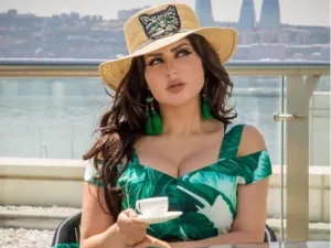 الإعلامية الكويتية حليمة بولند