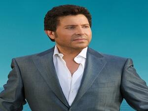 الفنان المصري هاني شاكر