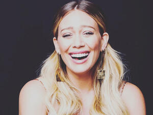 Hilary Duff Shows off Pregnant Belly (Source: Hillaryduff / Instagram )