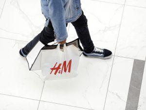 شركة H&M (instagram.com/hm)