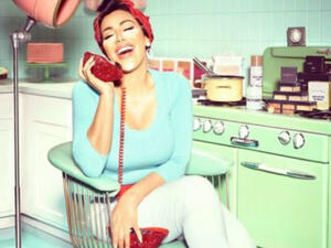 Huda calls the baking step a game changer in applying makeup (Source: hudabeauty - Instagram)