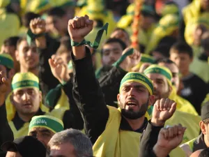 حزب الله تعهد لروسيا بعدم الرد على غاراتنا