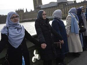 مسلمو بريطانيا يتبادلون رسائل تحذيرية من حملة  3 أبريل 