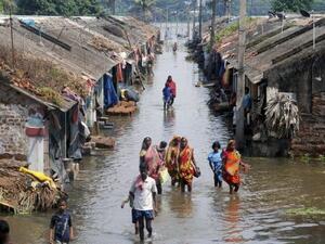فرار المئات من كشمير وسط التصعيد العسكري بين الهند وباكستان
