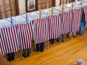 مدير (سي.آي.إيه): الروس وغيرهم يحاولون تقويض انتخاباتنا