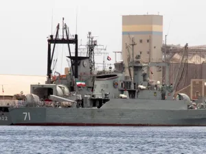 المناورات جزء من خطة سنوية لرفع قدرات الجيش الإيراني 