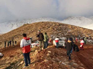 العثور على حطام الطائرة الإيرانية المفقودة في جبال زاغروس