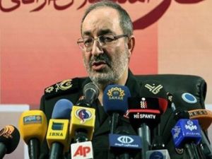  المتحدث باسم القوات المسلحة الإيرانية العميد مسعود جزائري
