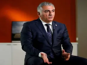رضا بهلوي نجل شاه إيران الراحل