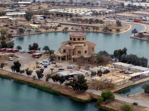 القرار شمل مجمع القصور الرئاسية في منطقة الأعظمية شرق بغداد- جيتي  
