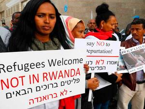 تقارير إعلامية إسرائيلية تتحدث عن تسلل عشرات الآلاف من الأفارقة عبر الحدود مع شبه جزيرة سيناء 