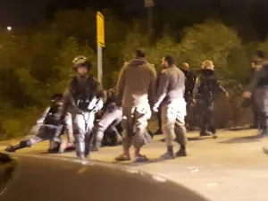 شجار عنيف بين جنود اسرائيليين.. سببه مستوطنون
