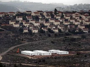 إسرائيل تعتزم السماح ببناء استيطاني داخل حي فلسطيني في القدس

