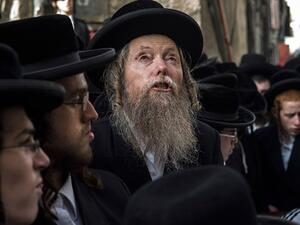 مواقع وصحف يهودية، قالت إن الأرشيف اليهودي العراقي وجد في أحد قصور الرئيس العراقي الراحل صدام حسين