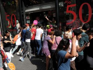 الشرطة التركية تقمع بعنف تظاهرة للمثليين في اسطنبول