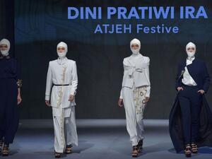 أزياء محجبات عالمية بمناسبة شهر رمضان في جاكارتا