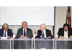 خلال الجدث