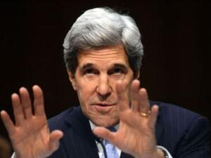 تنص مبادرة "كيري" التي أعلنها أواخر العام 2016 على نقل الرئيس هادي صلاحياته إلى شخصية توافقية 