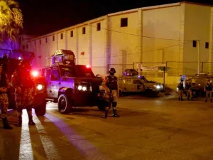 كان الأردن سمح الاثنين للدبلوماسي الذي اطلق النار بالمغادرة برفقة السفيرة شلاين 
