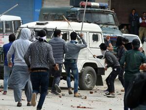 المتمردين كانوا يحتجزون 32 مدنيا و16 رجل شرطة